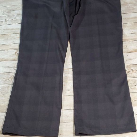 Nike Golf Stretch Dri-Fit Subtle Grey/Black Plaid Pants‎ Size 10 Super Cute! - Picture 7 of 9